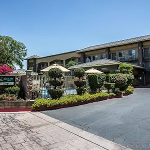 Quality Airport Convention Center Inn
